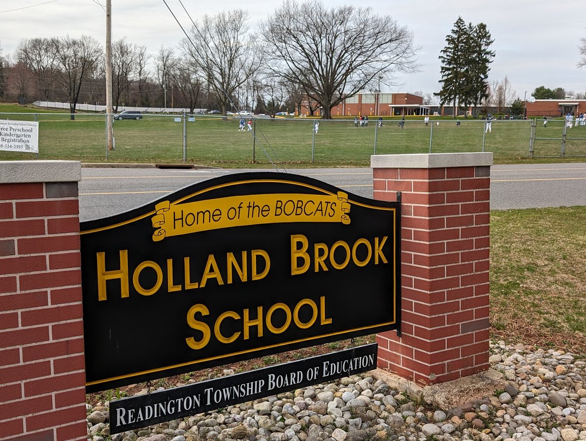 HollandBrookSign